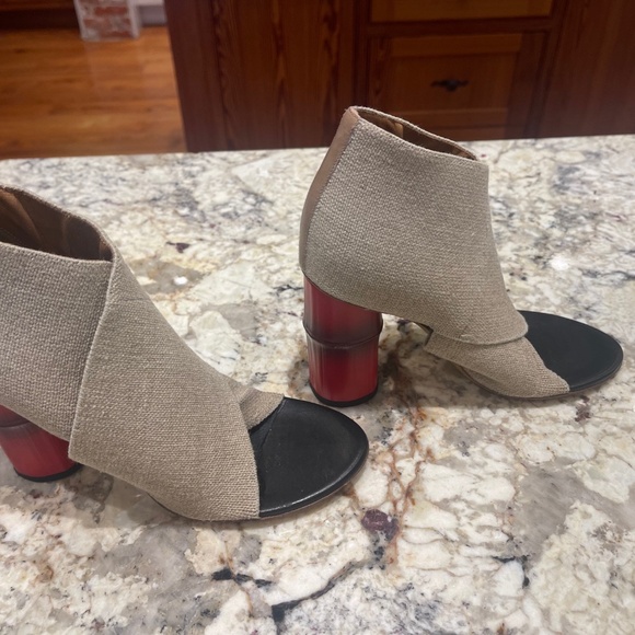 Acne Studios Canvas D'Orsay Pumps, Size 37/US 7 - Picture 7 of 13